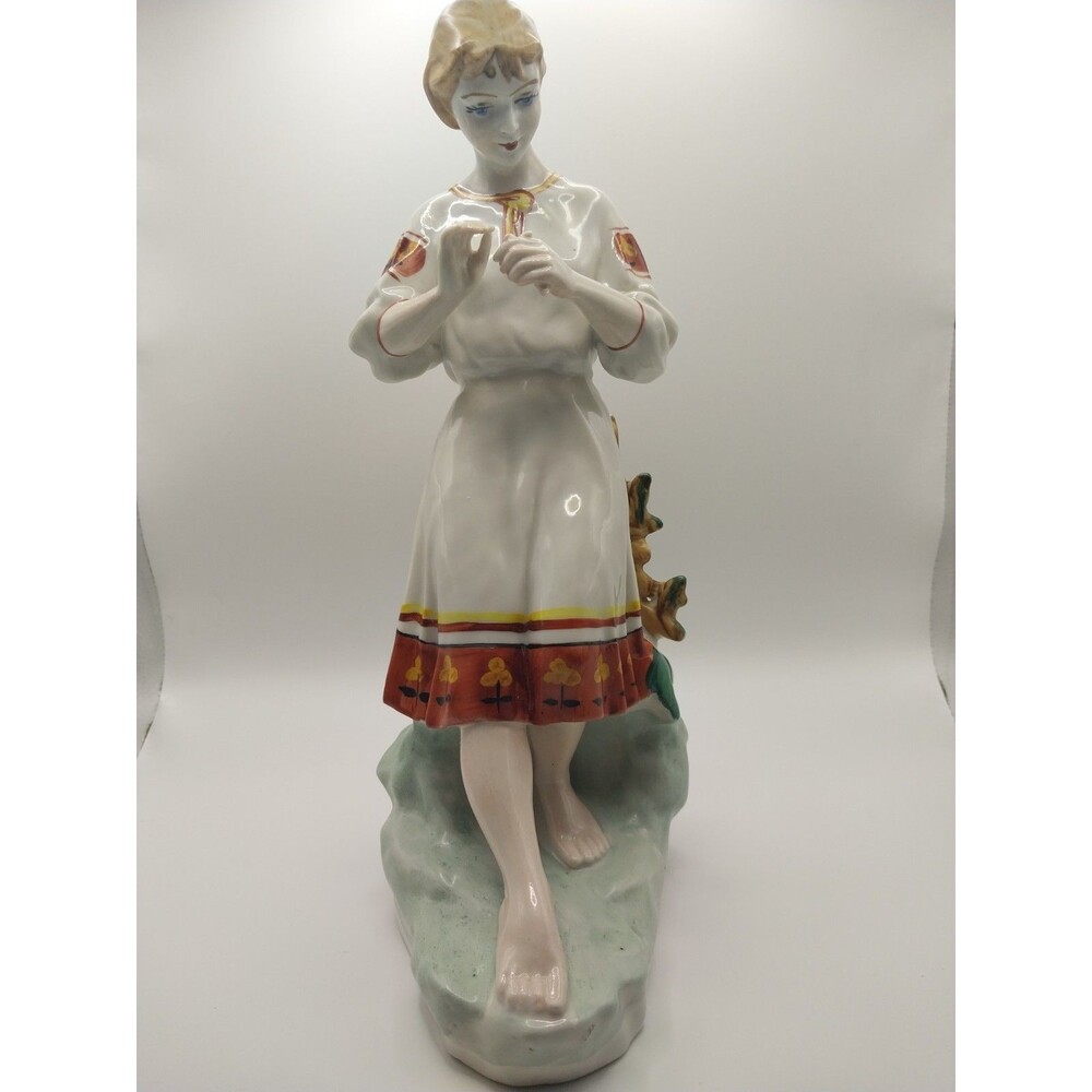 USSR Ukrainian Porcelain Figurine Girl Polonne GOGOL May Night 12 Rare EUC